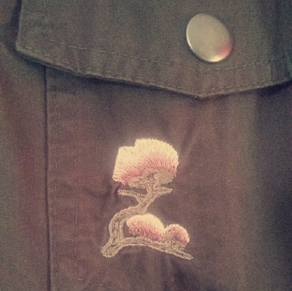 Ashley Downtown Collection Jacket - Picture 5 of 7